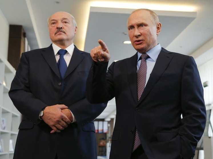 Путин поблагодарил Лукашенко за усмирение Пригожина