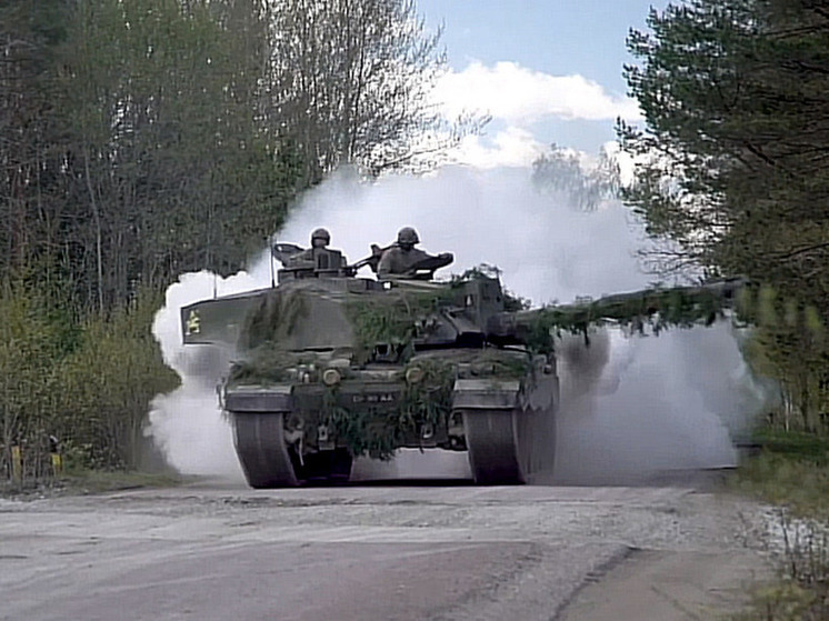 Times: Британия утилизировала 43 танка Challenger 2, которые могли передать Украине