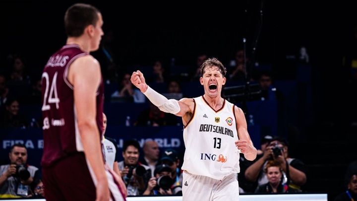 Германия обыграла Латвию в 1/4 финала Кубка мира по баскетболу