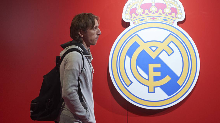 Модрич может покинуть "Реал" и стать напарником Месси