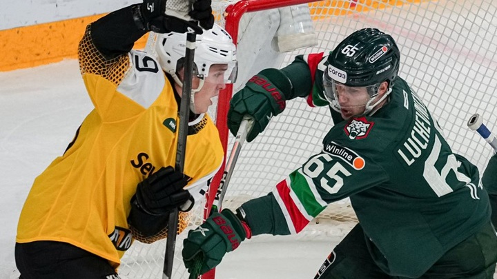 Хоккей. "Ак Барс" проиграл "Северстали", "Авангард" победил "Торпедо"