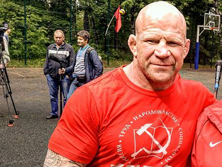 Джефф Монсон заявил, что отказался от гражданства США