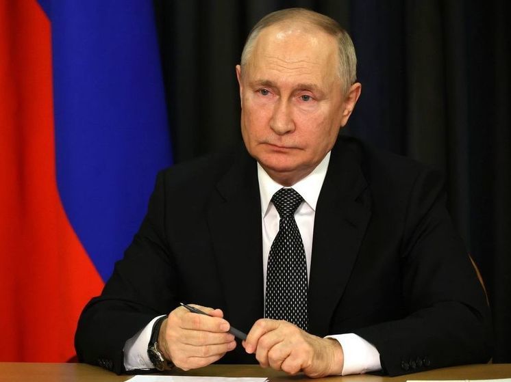 ФОМ: 75 процентов россиян доверяют Путину