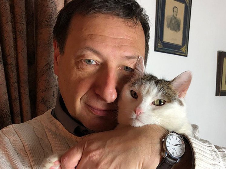 Политолога Кагарлицкого оштрафовали на 600 тысяч за "оправдание терроризма" на Крымском мосту