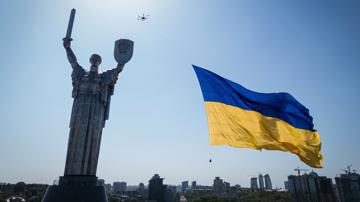 Украина потеряла около 30% экономики