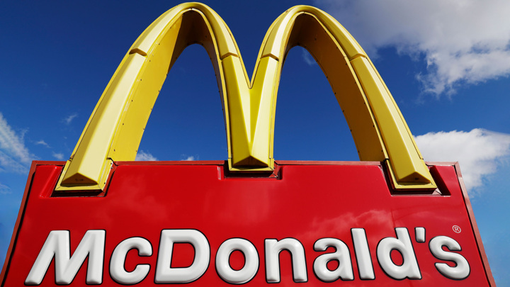 Выручка McDonald's резко упала в мусульманских странах