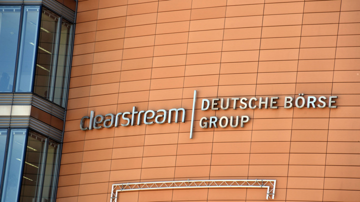 Clearstream блокирует выкуп российских активов иностранцами