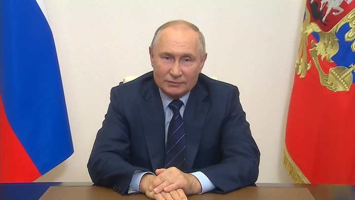 Путин поручил расширить поддержку сельхозпроизводителей