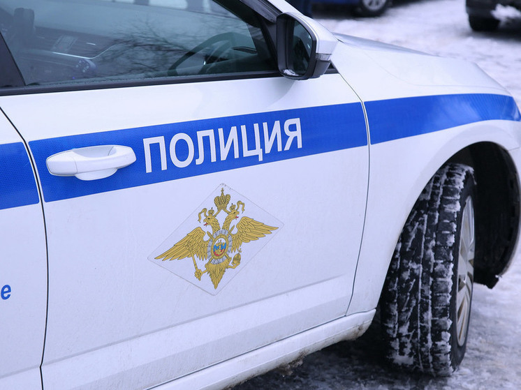 Телефонные мошенники убедили 19-летнюю россиянку запустить 150 залпов пиротехники в общежитии