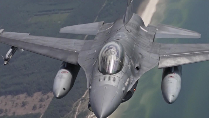 Компания из Свердловской области пообещала 15 млн рублей за первый сбитый F-16