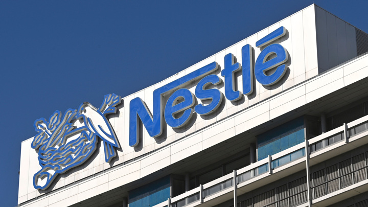 Nestle 15 лет обманывала людей, продавая грязную воду под видом минеральной