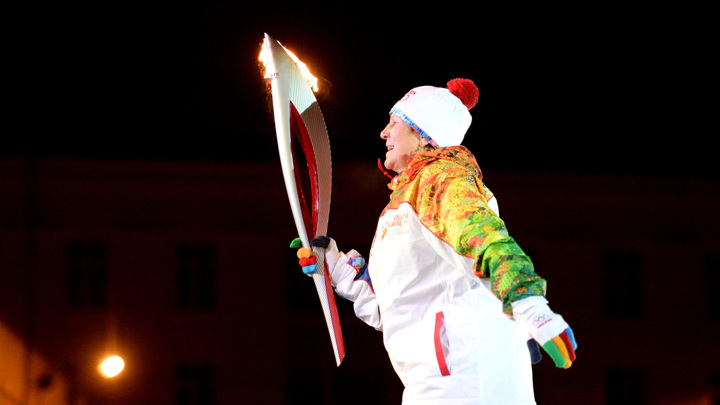Перенесшую инсульт олимпийскую чемпионку Сметанину подключили к ИВЛ - Новости на Вести.ru