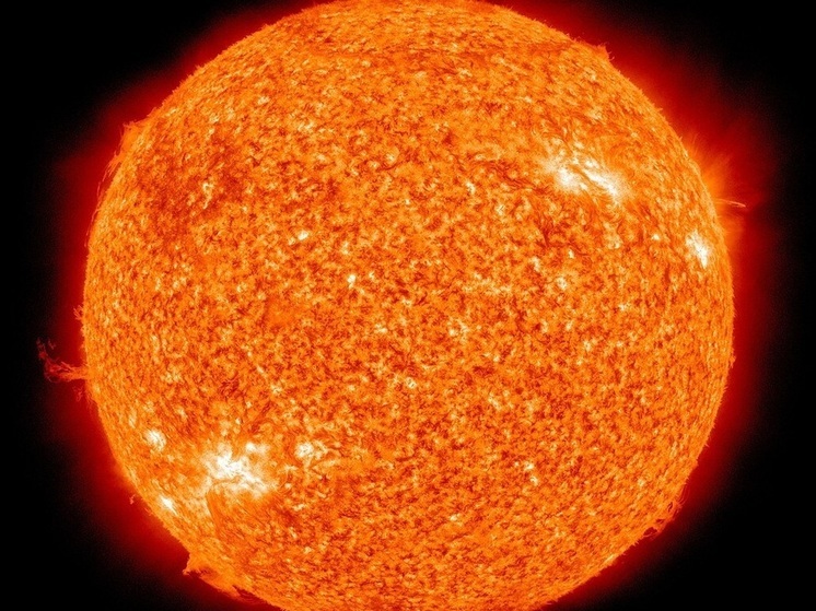 Сегодня утром на Солнце зафиксировали две мощные вспышки