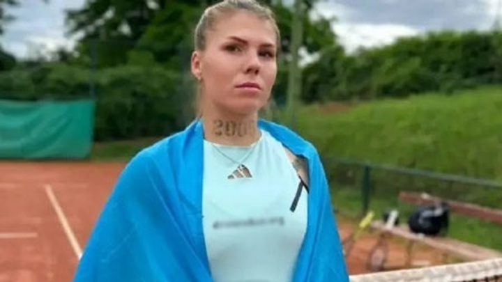 Украинскую теннисистку Олейникову попросили сменить форму из-за надписи про ВСУ - Новости на Вести.ru