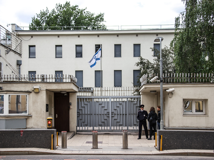 Израиль начал наращивать присутствие своих войск в палестинских анклавах