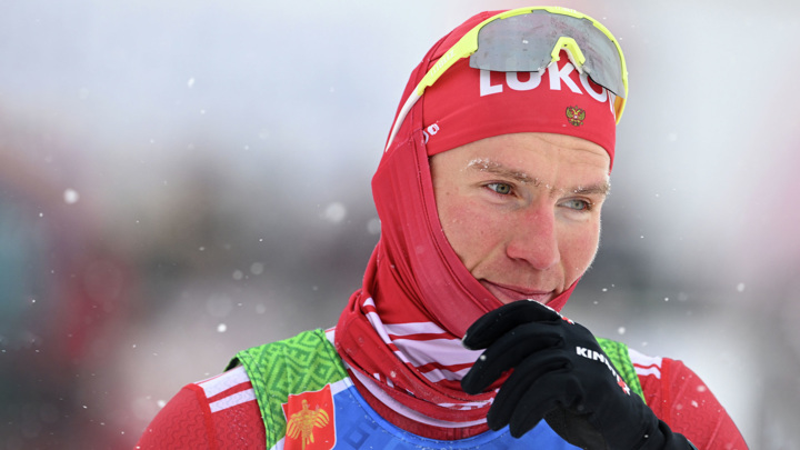 Российский лыжник Большунов выиграл гонку Sudtirol Moonlight Classic в Италии - Новости на Вести.ru