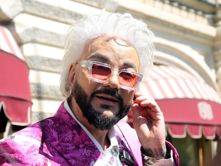 Брянский депутат призвал Киркорова купить участникам СВО куличей на 100 тыс.