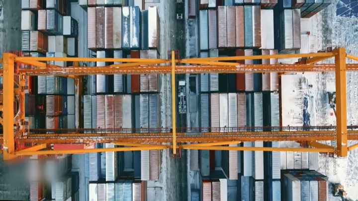 Эксперт Голубов не исключил начала большой торговой войны в мире - Новости на Вести.ru