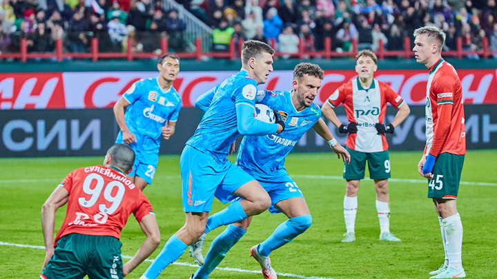 Соболев первым голом вырвал для "Зенита" ничью в матче с "Локомотивом" - Новости на Вести.ru