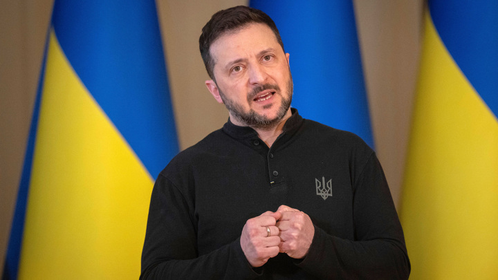 Разговор о возвращении РФ в международный футбол сорвался из-за Зеленского - Новости на Вести.ru