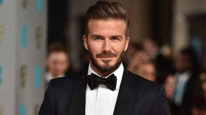 Футболист Бэкхем получил рыцарское звание и стал сэром - Новости на Вести.ru