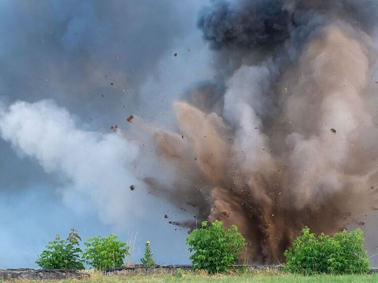 Комбайн подорвался на мине в курском приграничье: ранен водитель