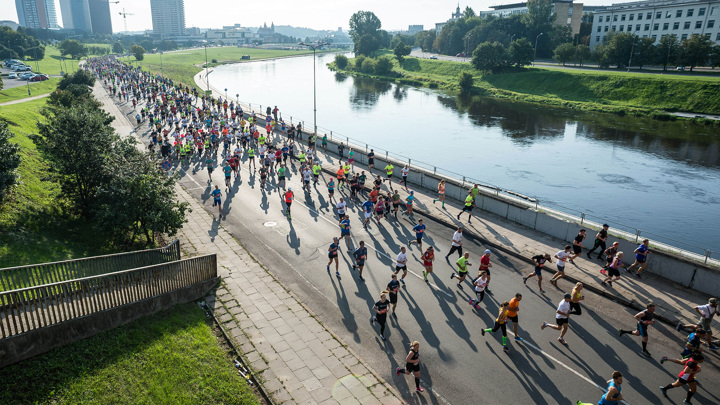 Вильнюсский марафон не будет признавать россиян победителями - Новости на Вести.ru