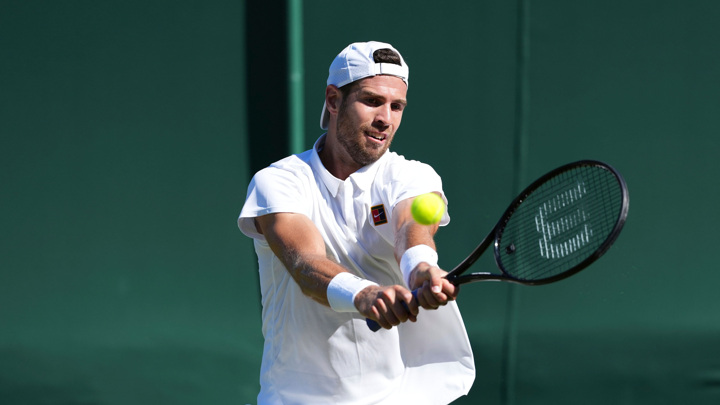 Карен Хачанов впервые не доиграл теннисный матч серии "Мастерс" - Новости на Вести.ru