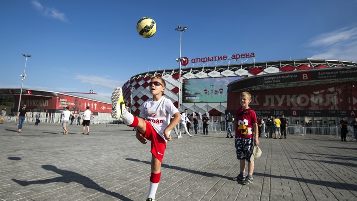"Лукойл-Арена" станет площадкой товарищеского матча России и Иордании по футболу - Новости на Вести.ru