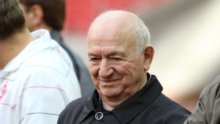 Евгений Ловчев: Никита Симонян воспитал очень много достойных футболистов - Новости на Вести.ru