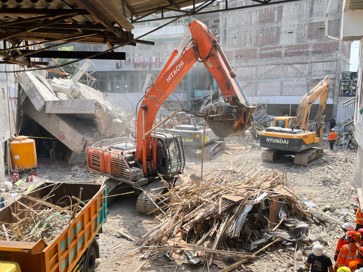 После прекращения поисков жертв в разрушенной школе подтверждена гибель 67 человек