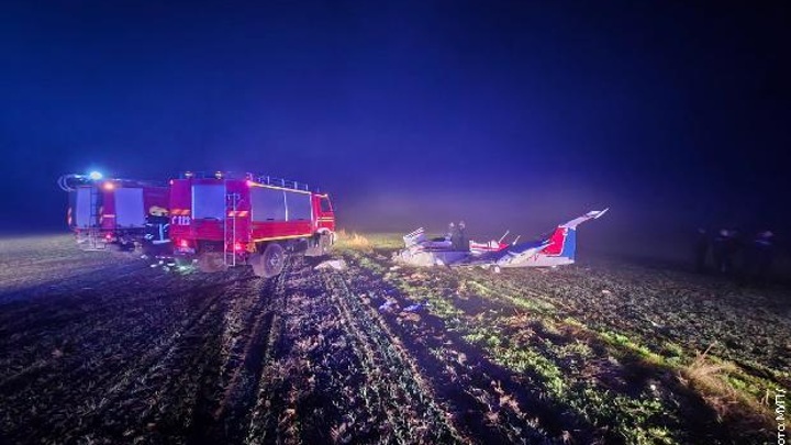 В Сербии упал спортивный самолет, один из двух членов экипажа погиб - Новости на Вести.ru