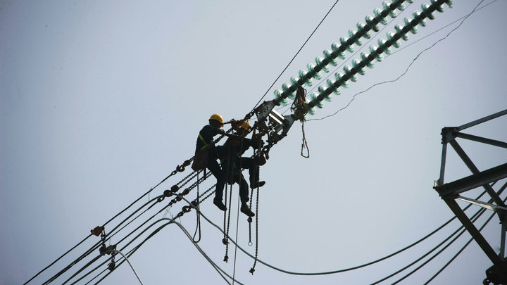 После удара БПЛА почти 9000 абонентов в Запорожье остались без электроснабжения - Новости на Вести.ru